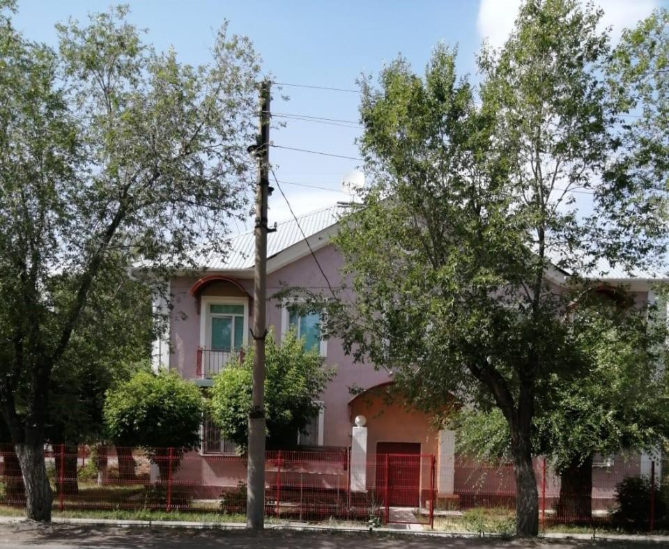 Happy House Appartement Karagandy Buitenkant foto