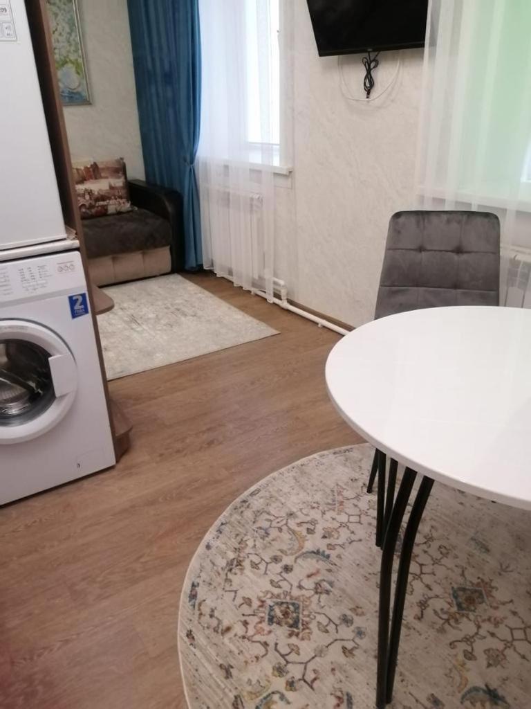 Happy House Appartement Karagandy Buitenkant foto