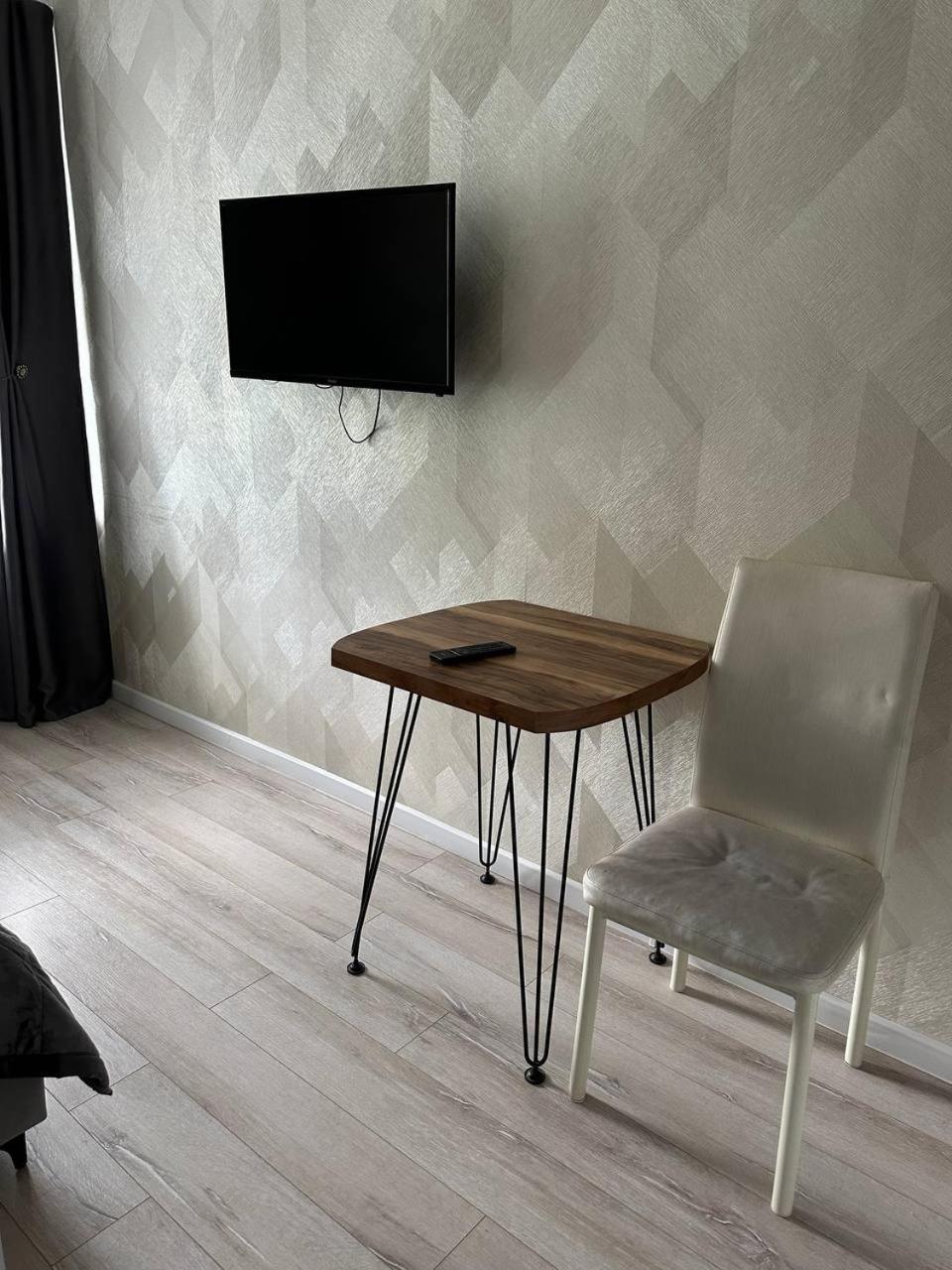 Happy House Appartement Karagandy Buitenkant foto
